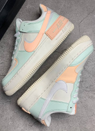 Кроссовки Nike Air Force 1 Shadow Barely Green Crimson Tint живое фото 1