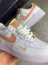 Кроссовки Nike Air Force 1 Low White Rust Pink живое фото 3
